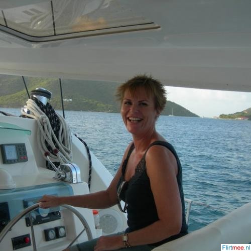 <p>Alles waar ik van hou : Zon, Zee, Zeilen, Warmte en natuurlijk mijn (buiten)wijffie ;)</p>
