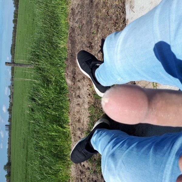 <p>Mmm panty</p>