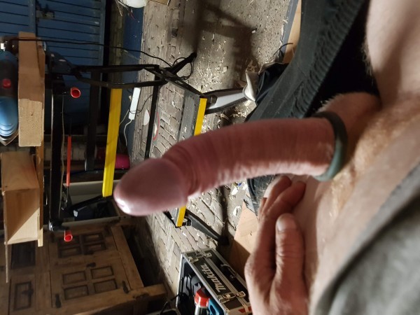 <p>Ook in mn garage. Omstebeurten naar elkaar toe sturen.</p>